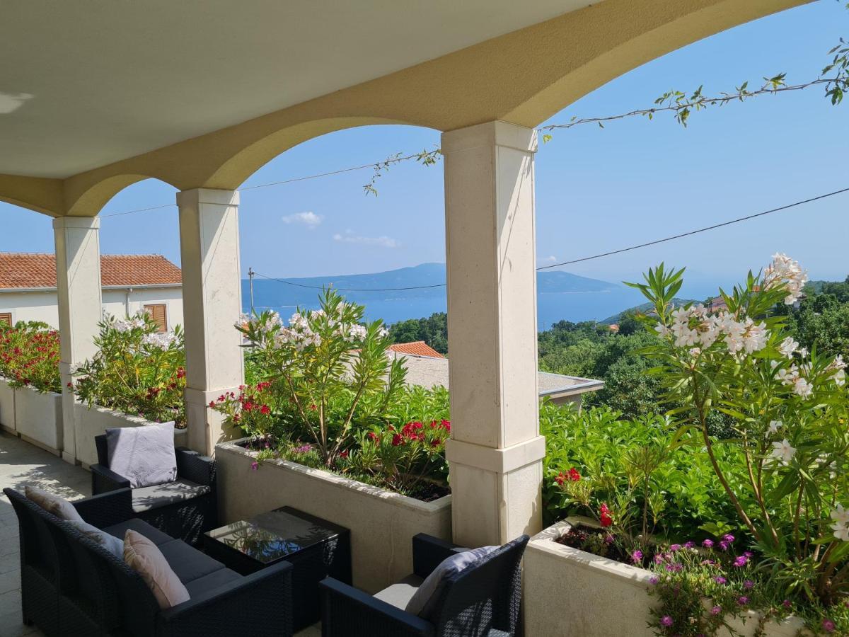 Apartman En Mošćenička Draga Extérieur photo