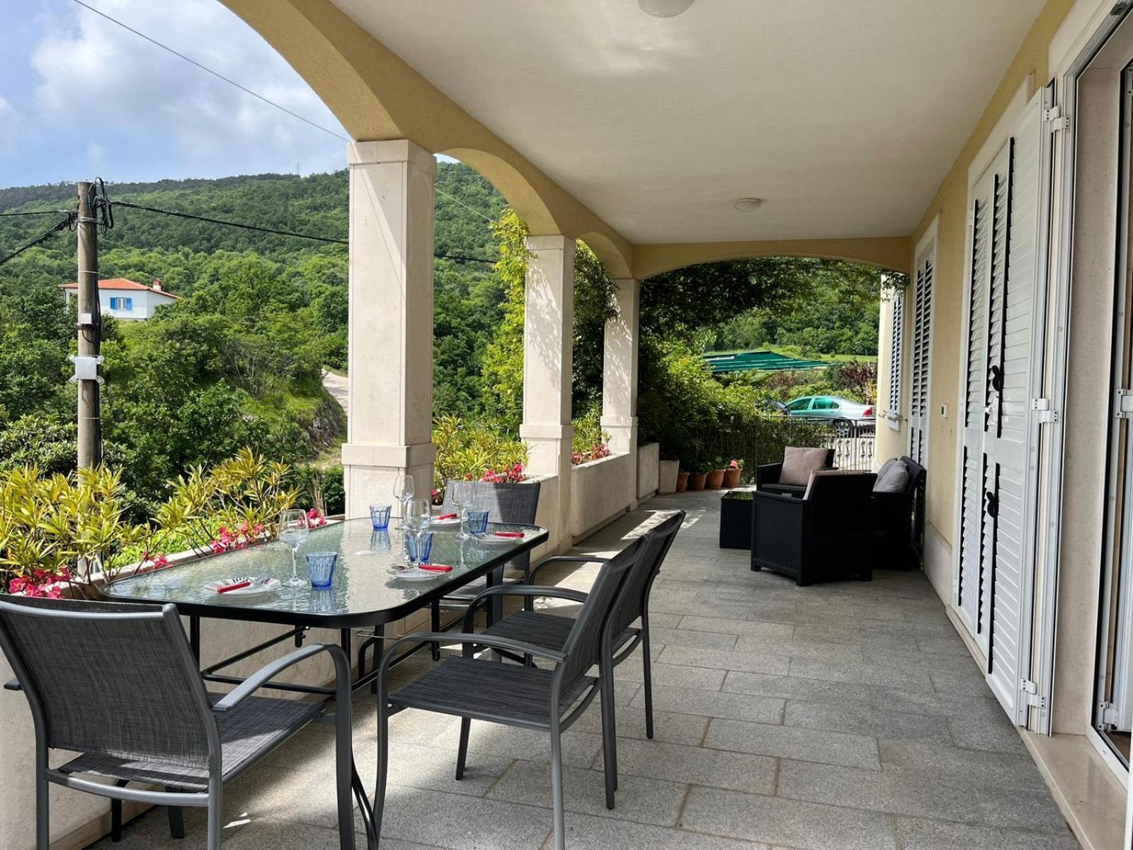 Apartman En Mošćenička Draga Extérieur photo