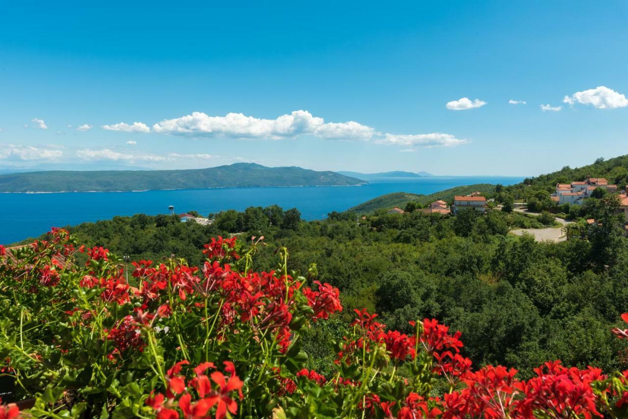 Apartman En Mošćenička Draga Extérieur photo